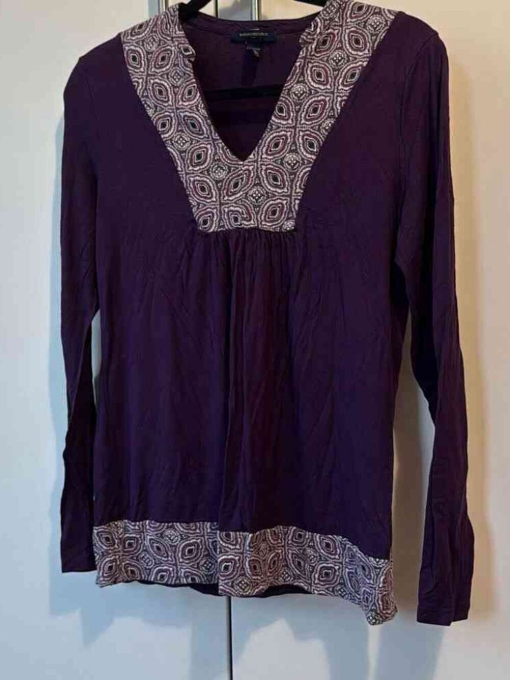 Banana republic women’s purple paisley blouse size medium